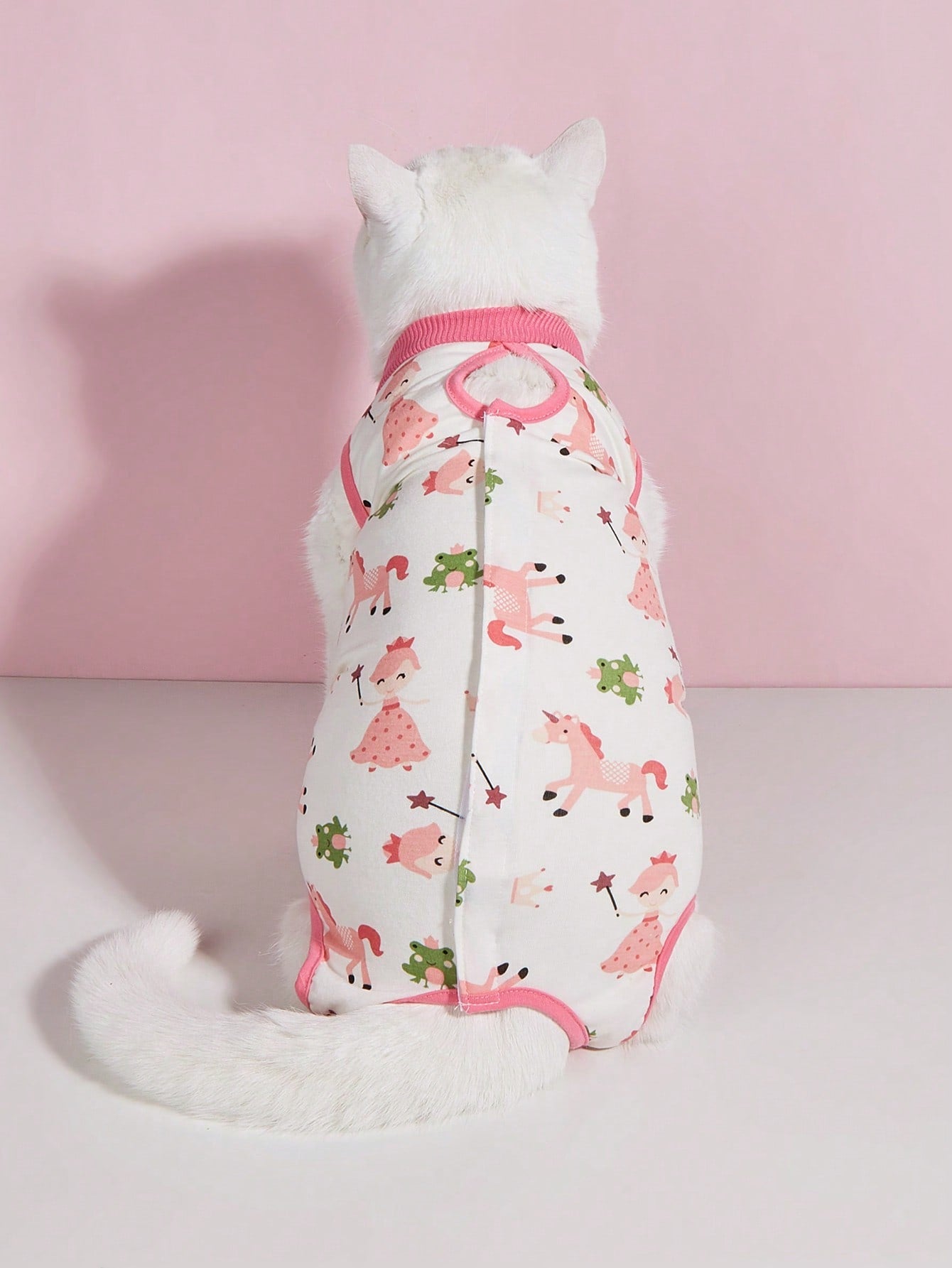 Soft Four-Legged Cat Recovery & Weaning Suit – Anti-Lick, Breathable, and Cozy Outfit for Female Cats