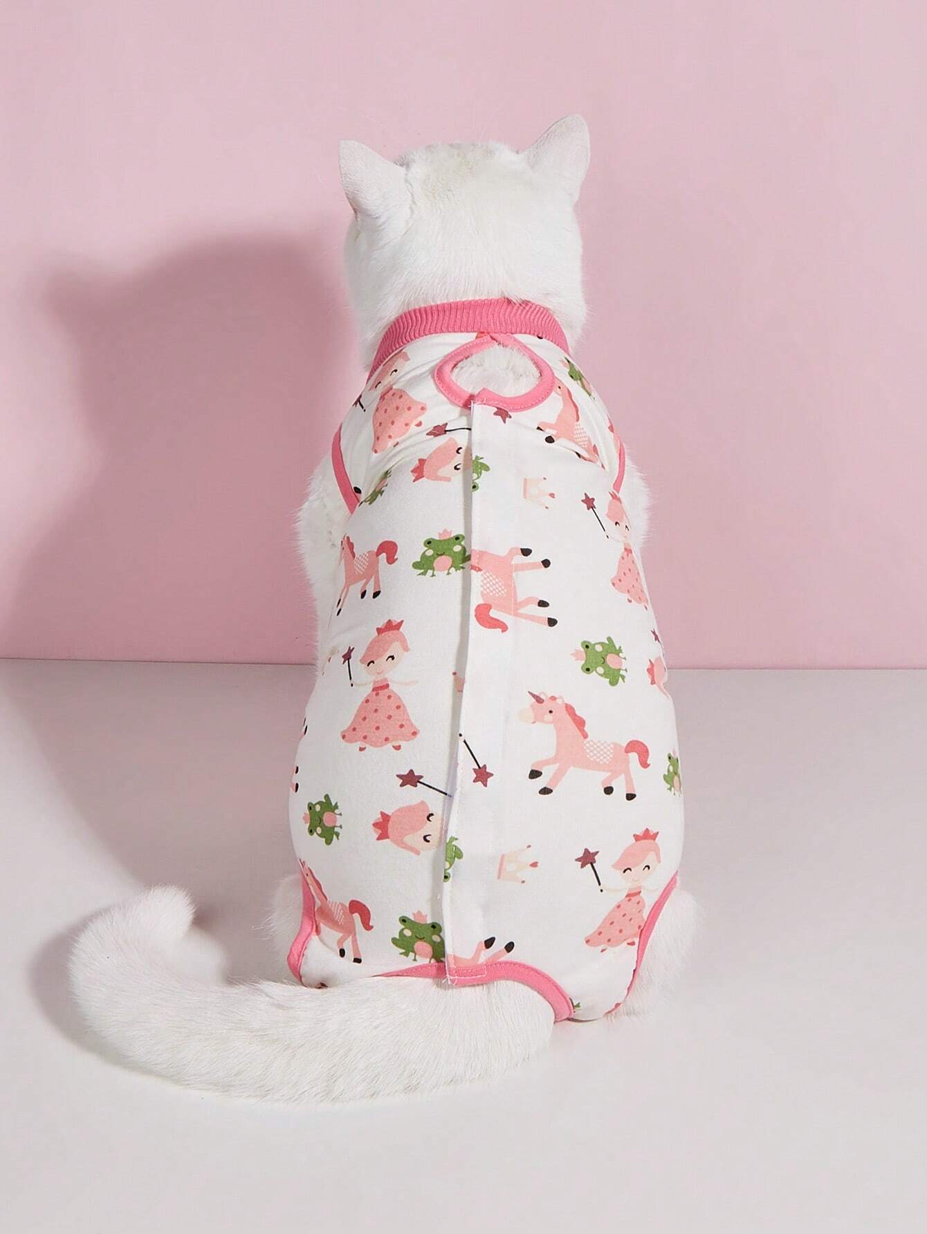 Soft Four-Legged Cat Recovery & Weaning Suit – Anti-Lick, Breathable, and Cozy Outfit for Female Cats